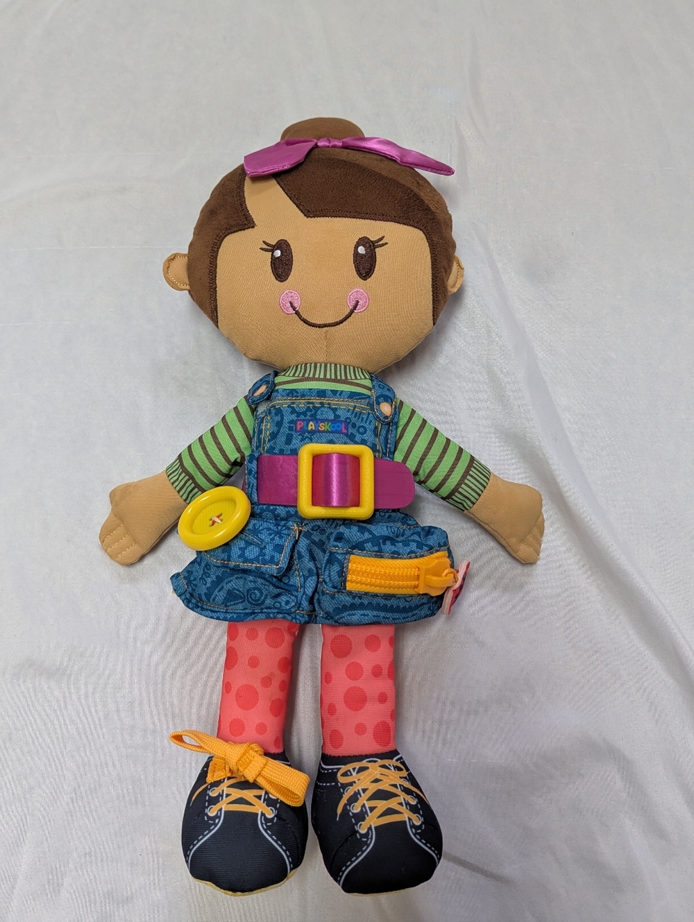 Playskool Dressy Kids Doll Learning To Dress 15" Zipper, Button, Tie Brown Hair
